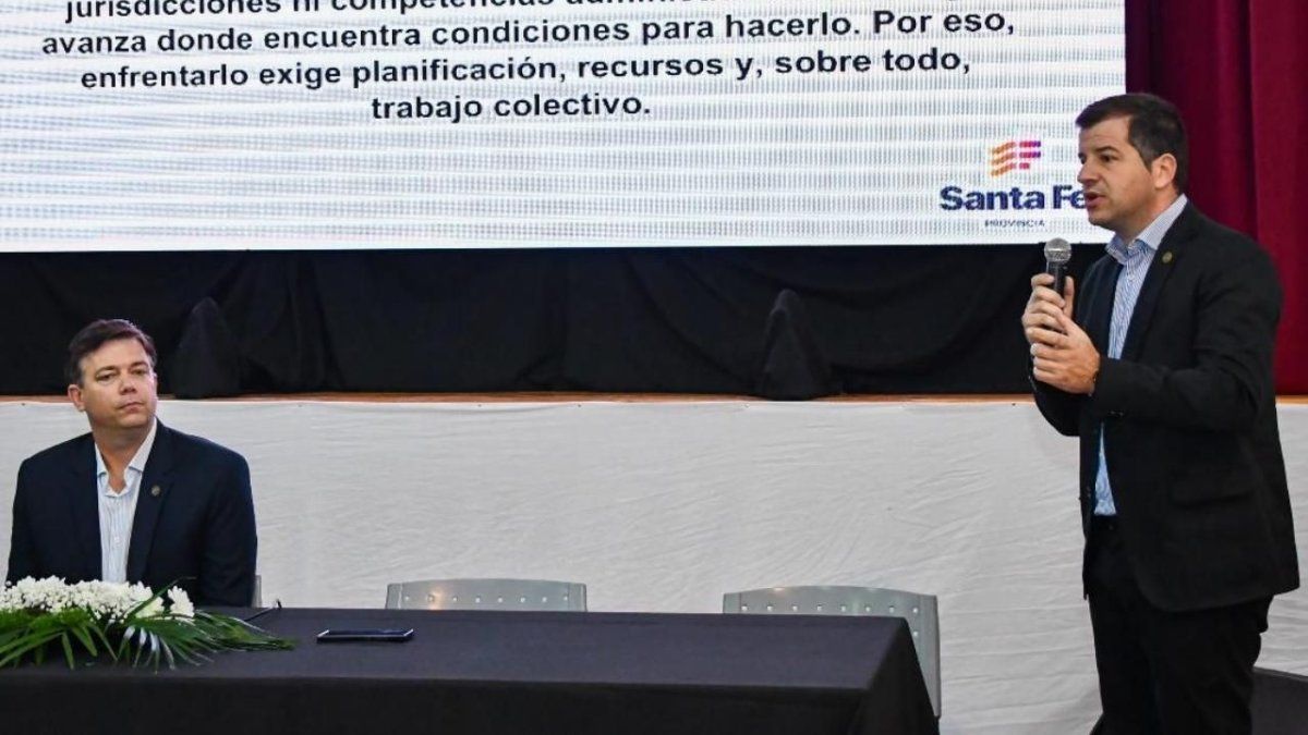 Santa Fe expuso sobre incendios forestales en el Foro Nacional de Humedales