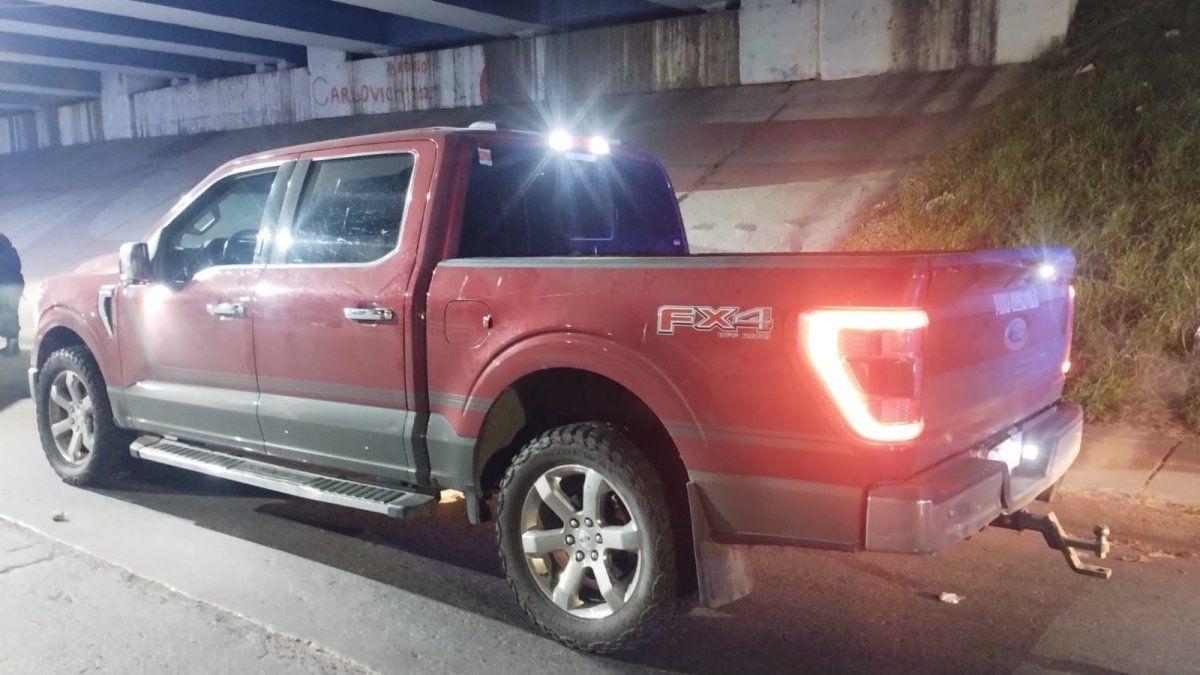 Secuestraron más de $15 millones a conductor que intentó huir en pick up